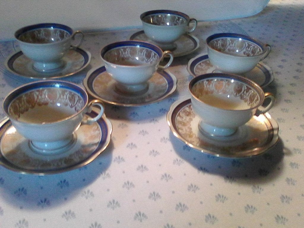 6 Theekopjes met schoteltjes van WAWEL made in Poland -Blauw, Ophalen, Zo goed als nieuw, Porselein, Kop(pen) en/of Schotel(s)