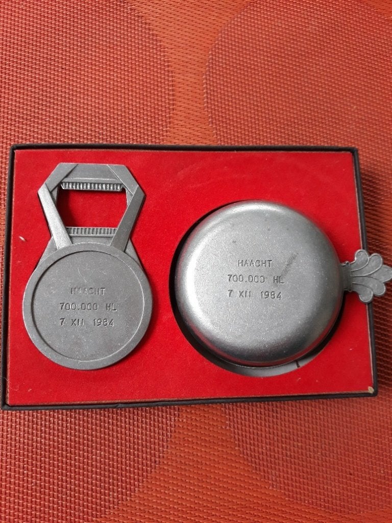 Primus - Haacht tinnen flesopener en schaaltje, Verzamelen, Biermerken, Nieuw, Flesopener, Overige merken, Ophalen of Verzenden