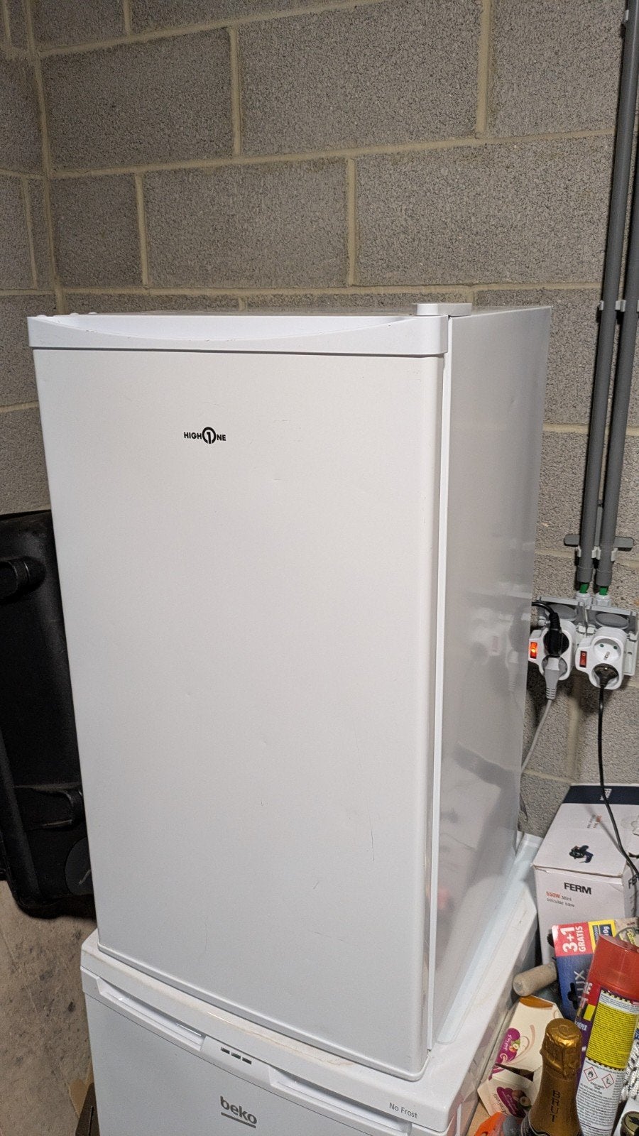 Petit frigo High-one avec compartiment congélateur, Moins de 60 cm, Congélateur, Utilisé, À Poser