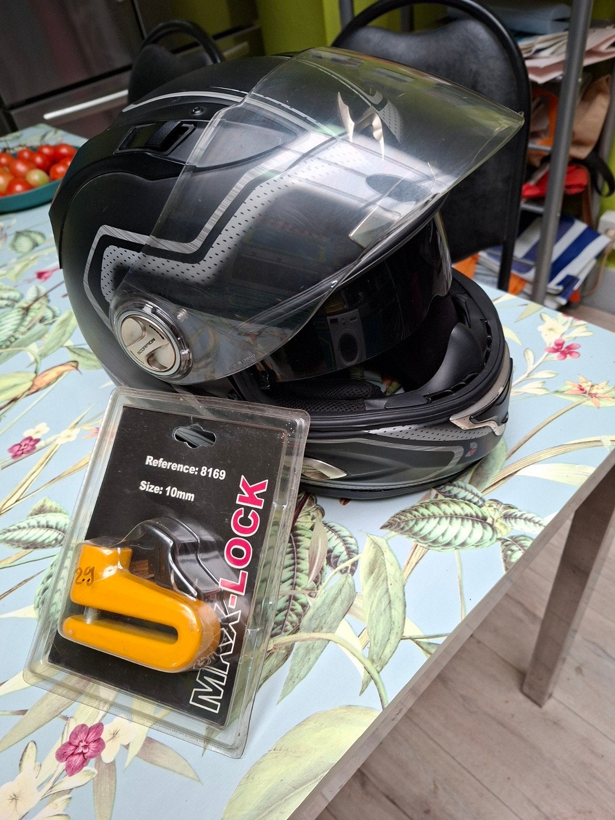maat L of XL in goede staat maak een bod, Motoren, Ophalen, L