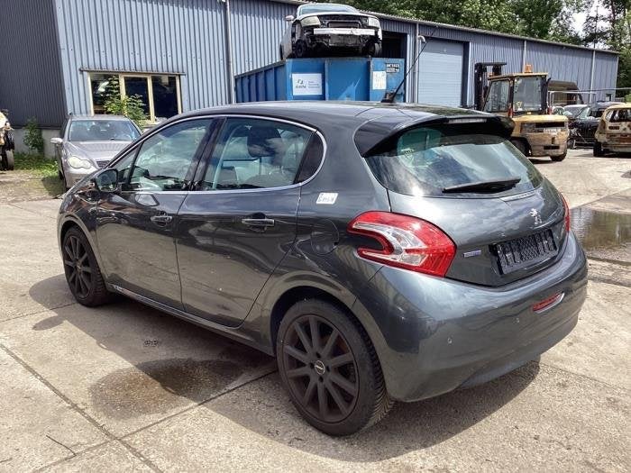Arbre entraînement roue avant d'un Peugeot 208, -, 3 mois de garantie, Utilisé, -