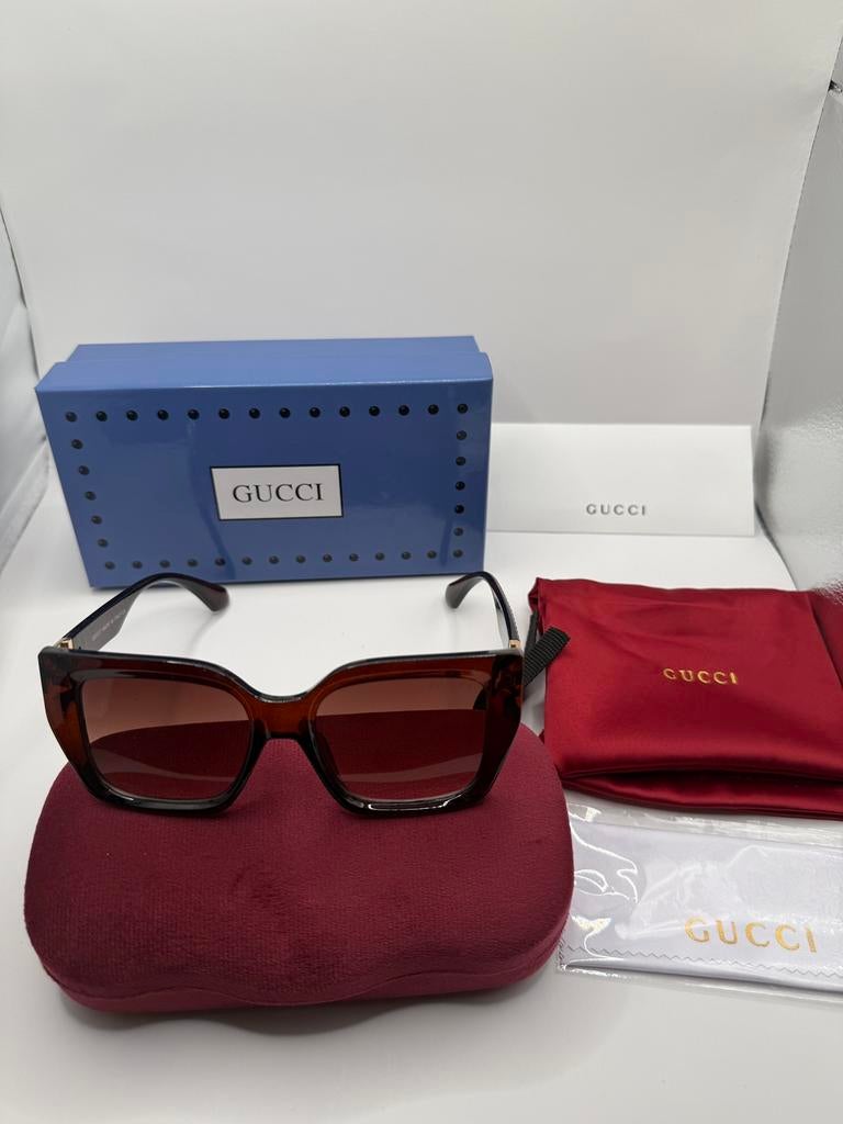 Gucci Zonnebril - Bruin, nieuw, Ophalen of Verzenden, Nieuw, Zonnebril