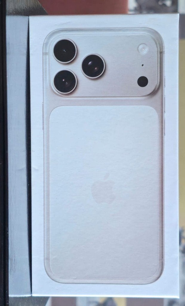 iPhone 17 Pro Max - 2TB de stockage, 100 %, Argent, Avec simlock (verrouillage SIM), Neuf