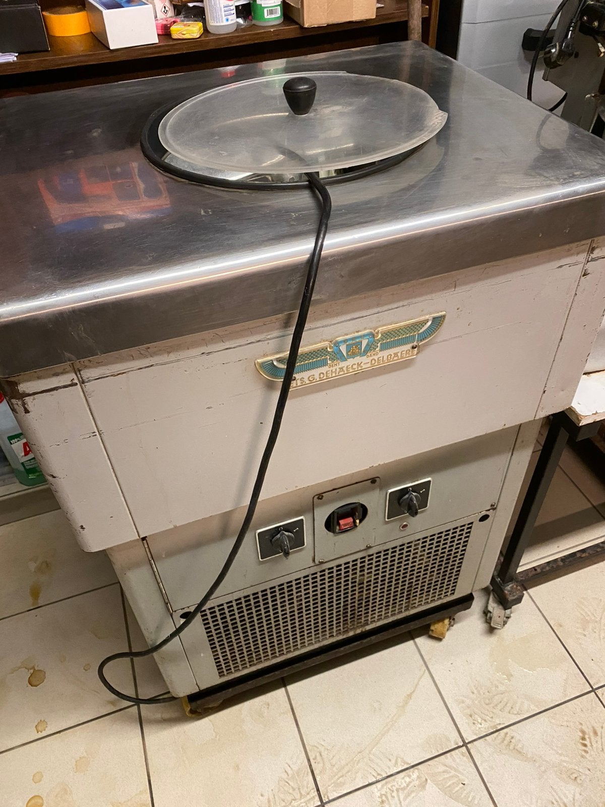 Professionele ijsmachine, Ophalen