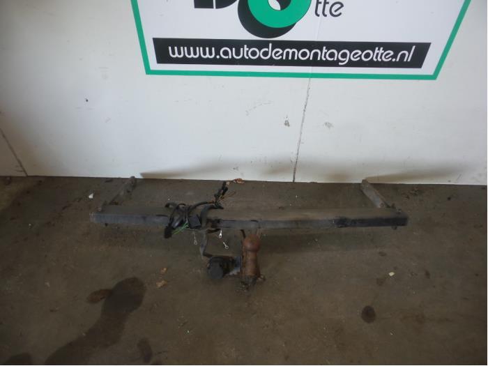 Trekhaak van een Skoda Octavia (Octavia 97-), Auto-onderdelen, Ophanging en Onderstel, Skoda, Gebruikt, Ophalen of Verzenden