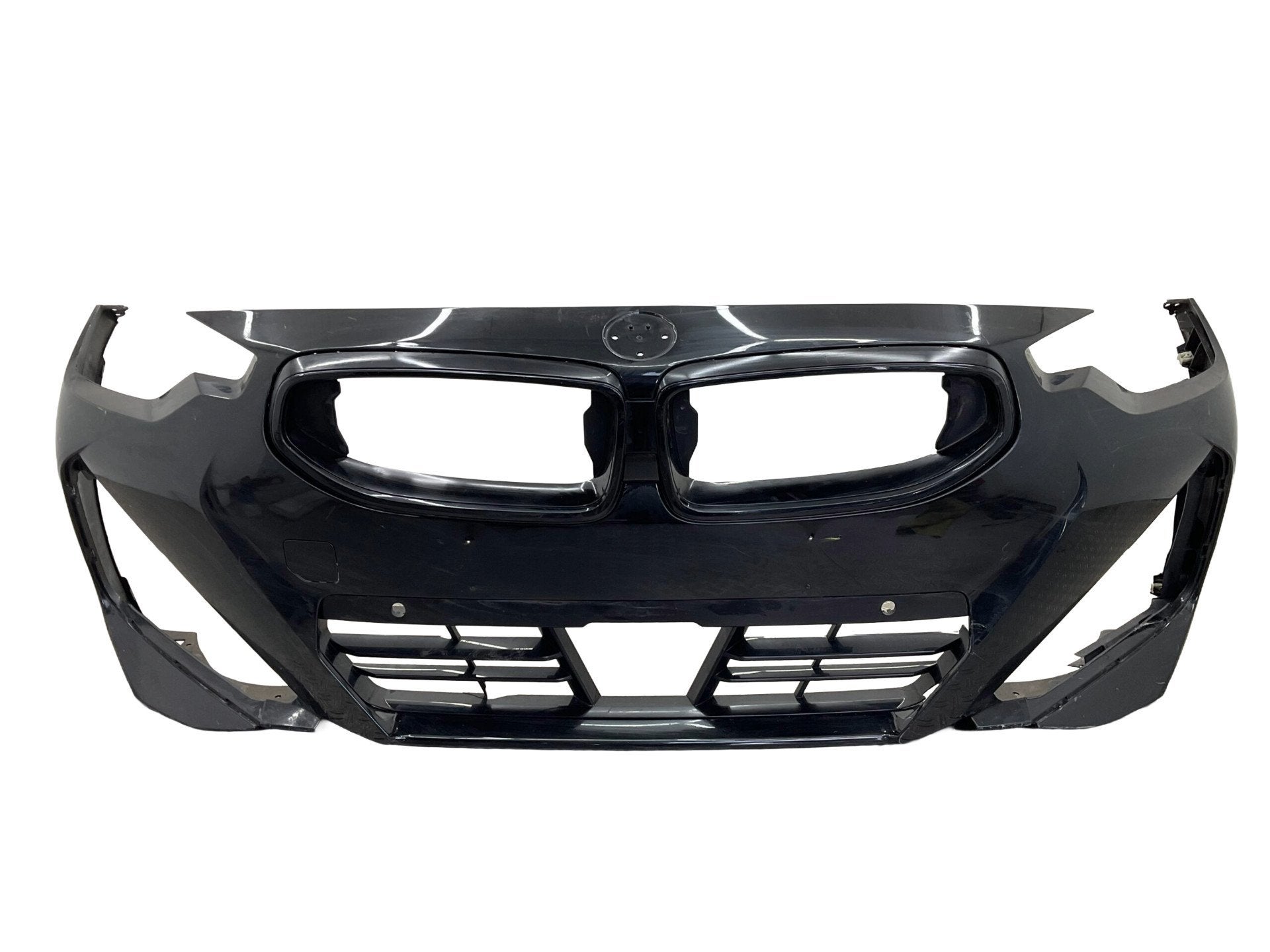 Pare-chocs avant BMW S rie 2 G42 M Package Coup 22, Petuelring 130
80788  Munich, DE, Pare-chocs, Info@bmw.de, Utilisé