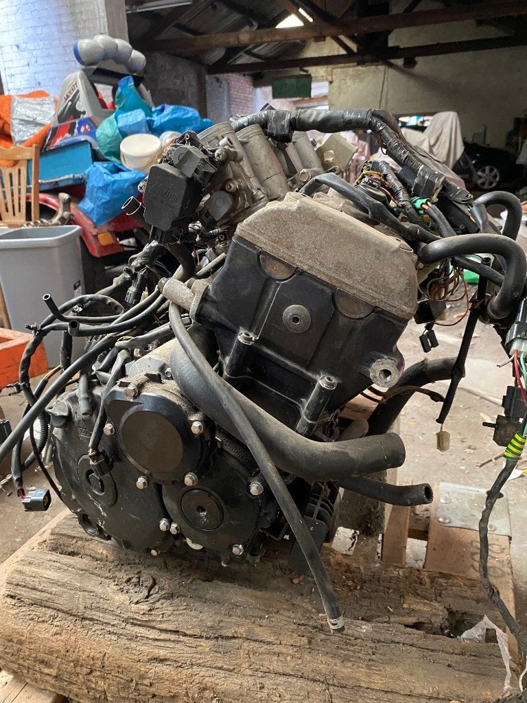 Motorblok Suzuki GSR 600, Motoren, Ophalen, Gebruikt