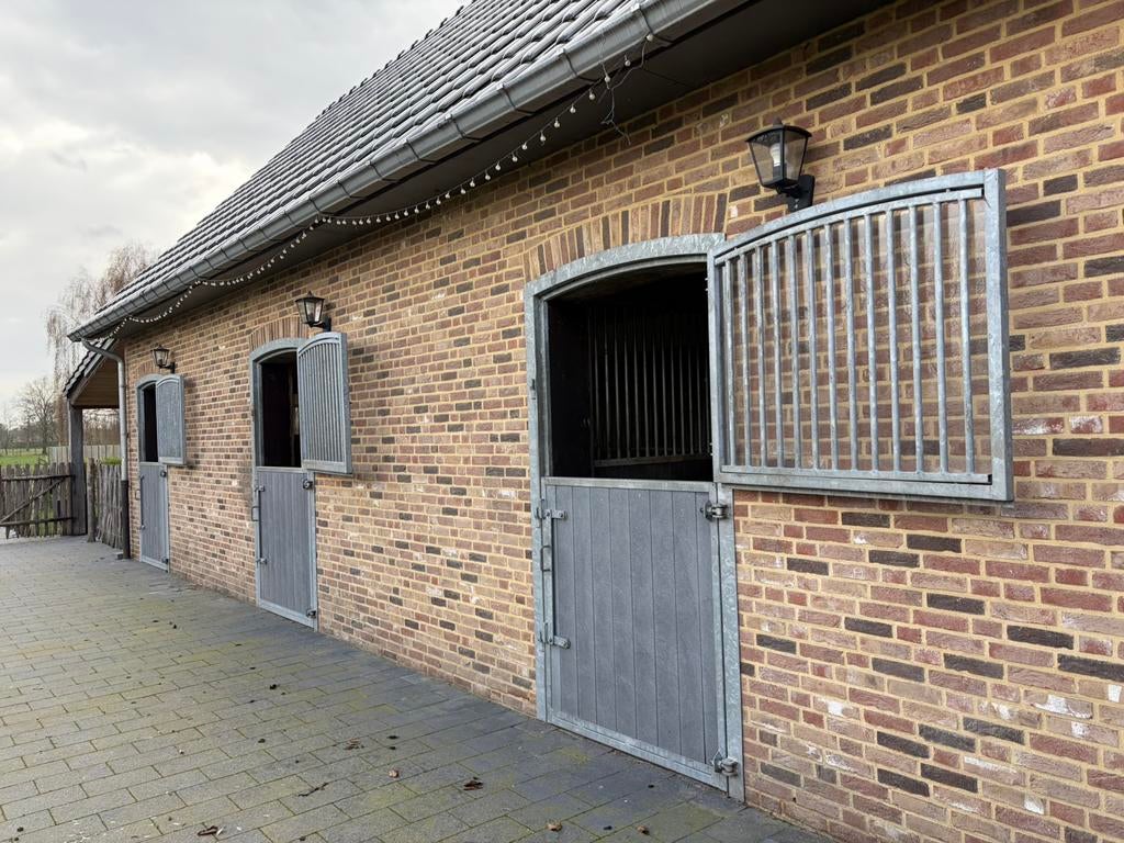 Woning + paardenstal met weide te huur, Maison individuelle, En direct du propriétaire, 3 pièces, Province de Limbourg