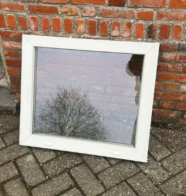 PVC raam 71x62 cm met dubbel glas, Doe-het-zelf en Bouw, Glas en Ramen, Ophalen, Gevelraam of Ruit, Gebruikt, Minder dan 80 cm