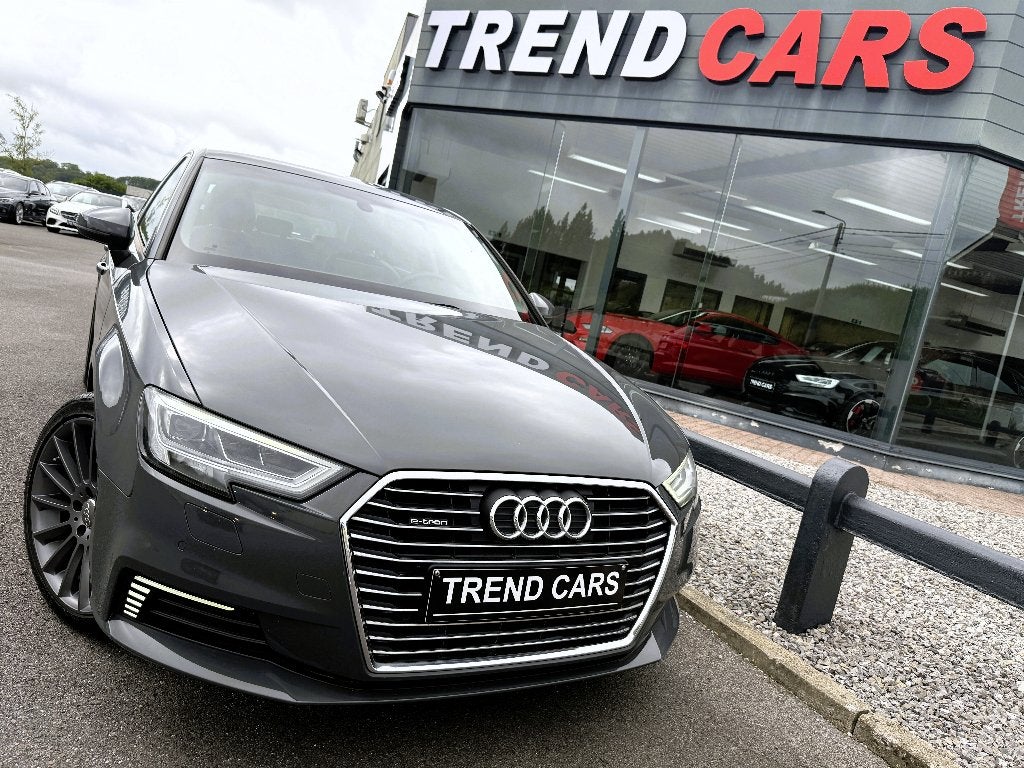 AUDI A3 E-TRON 40 TFSI PHEV AUT CUIR KEYLESS LED MATRIX DYNA, Autos, Argent ou Gris, Achat, Entreprise, Garantie prolongée