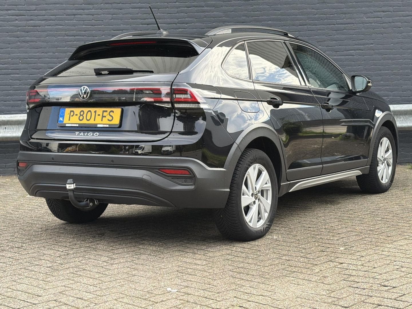 Volkswagen Taigo 1.0 TSI Life | € 10.400,- NETTO! | Cruise |, Auto's, Zwart, Bedrijf, Handgeschakeld, SUV of Terreinwagen