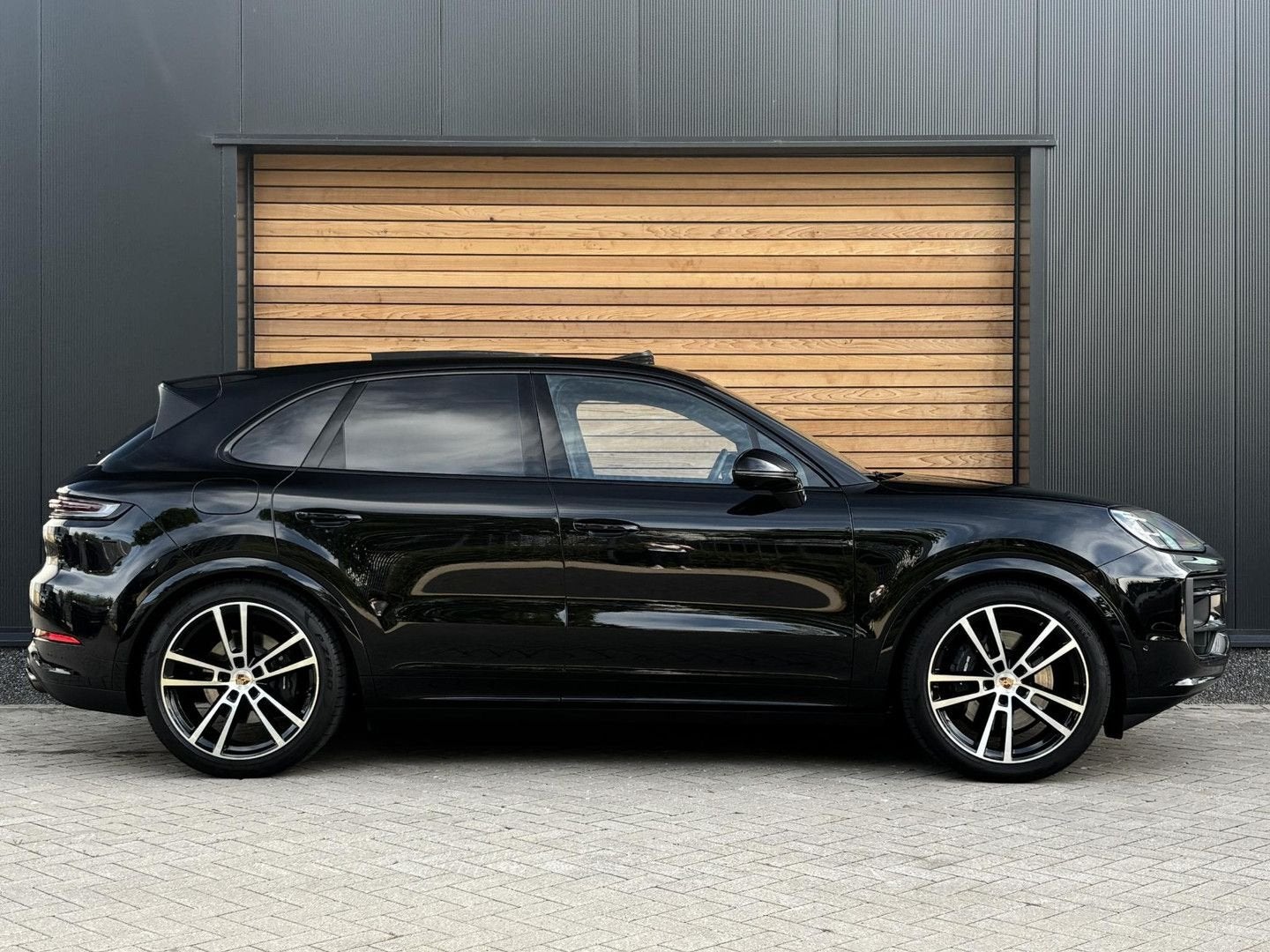 Porsche Cayenne 3.0 E-Hybrid Black Edition SPORT-CHRONO|PANO, Cayenne, Achat, Entreprise, 93 g/km