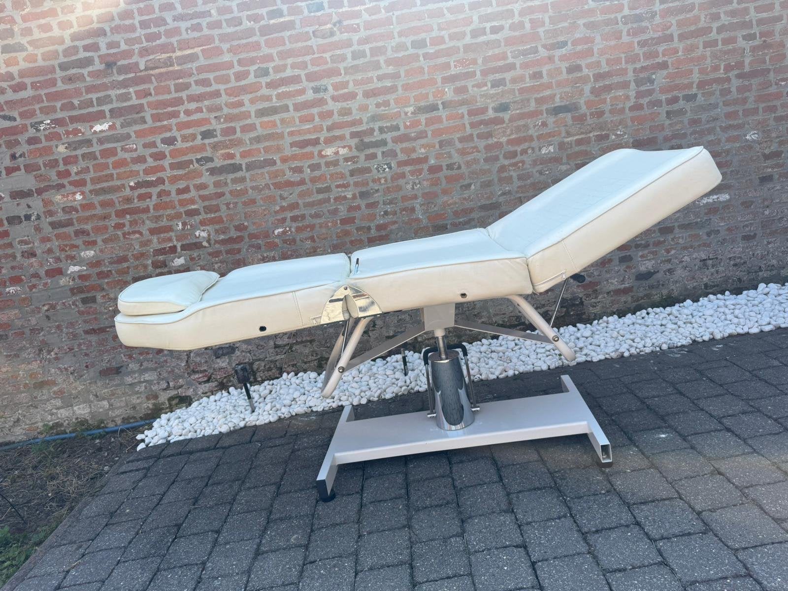 Massage tafel, Ophalen, Zo goed als nieuw