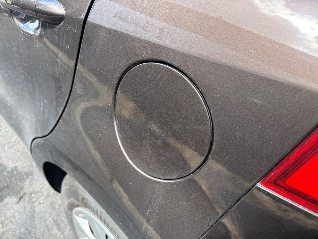 TRAPPE D'ESSENCE Kia Rio III (UB) (01-2011/12-2017), Kia, Info@kia.de, Utilisé, Theodor-Heuss-Allee 11
60486  Frankfurt am Main, DE