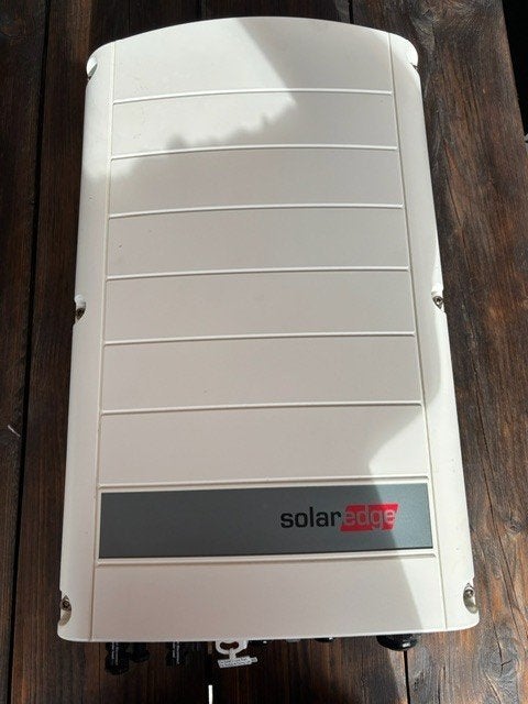 Solar Edge omvormer te koop, Doe-het-zelf en Bouw, Ophalen, Zo goed als nieuw, Overige merken, Omvormer