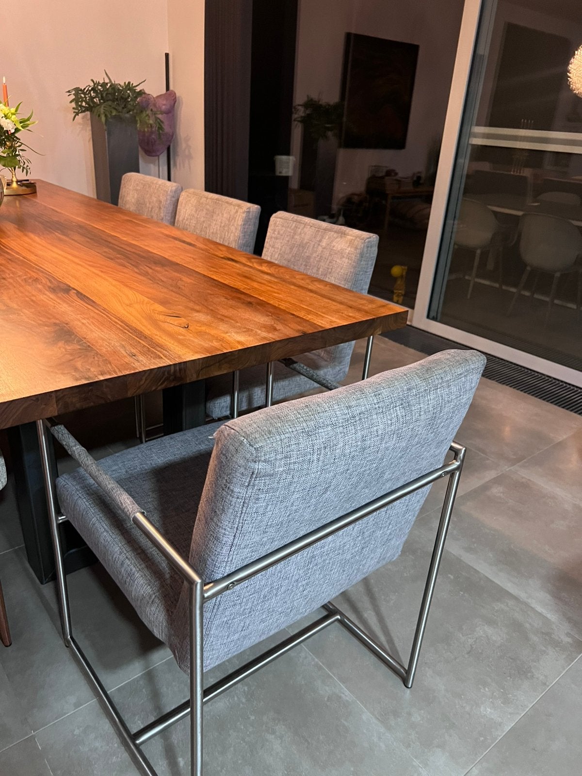 Te koop 8 eetkamer stoelen samen voor €150, Ophalen, Gebruikt, Modern