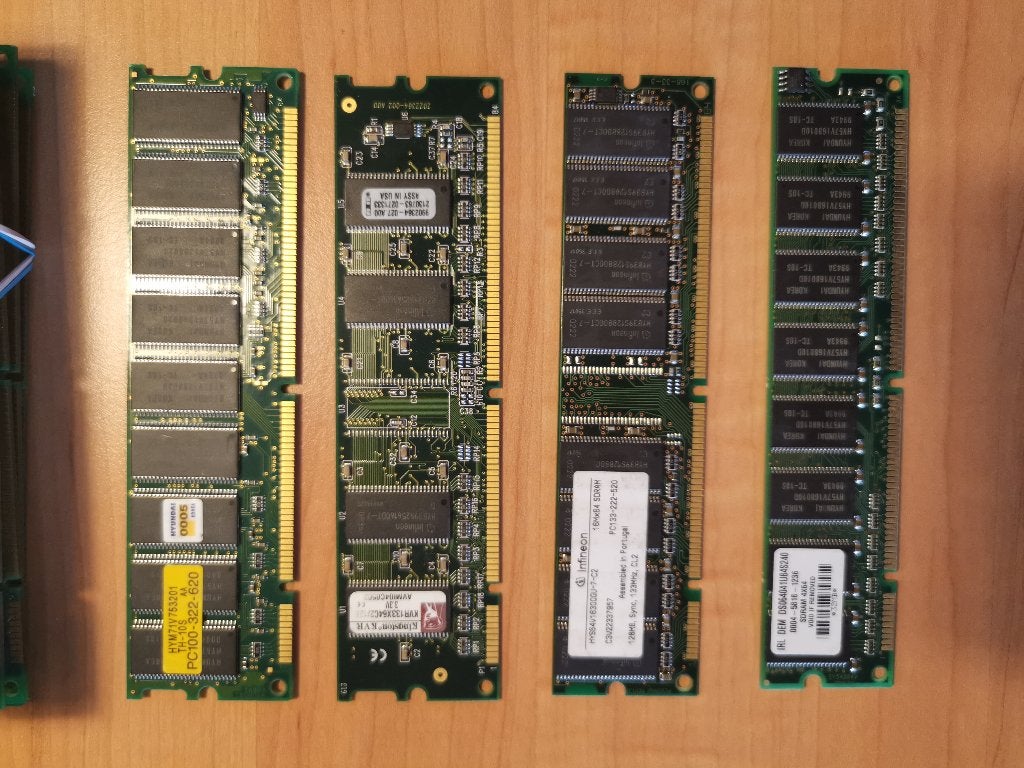 Diverse geheugen latjes Prijs vanaf 5€/stuk, Computers en Software, 1 GB of minder, Ophalen of Verzenden, Zo goed als nieuw, Desktop