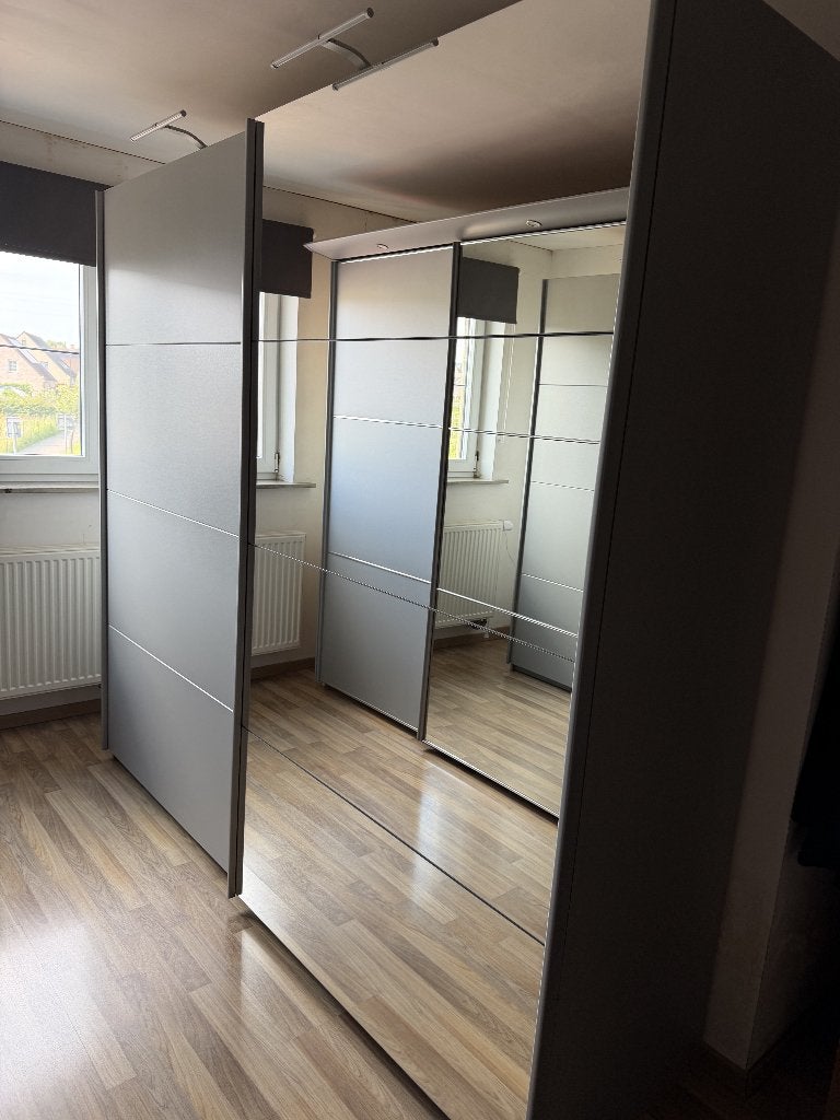 Armoire B : 2250 - H : 2100 avec 2 portes coulissantes, 200 cm ou plus, Enlèvement, Utilisé, 200 cm ou plus