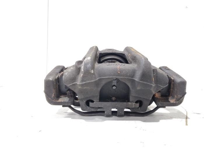 Etrier de frein (pince) avant droit d'un BMW 1-Serie, Autos : Pièces & Accessoires, Freins & Transmission, -, 3 mois de garantie