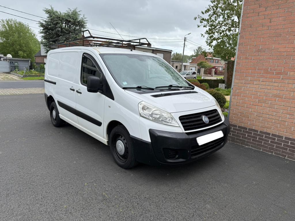 Fiat Scudo 1.6D 90pk lichtevracht 3 plaats met dakdrager, Auto's, Diesel, Particulier, Euro 4, Te koop