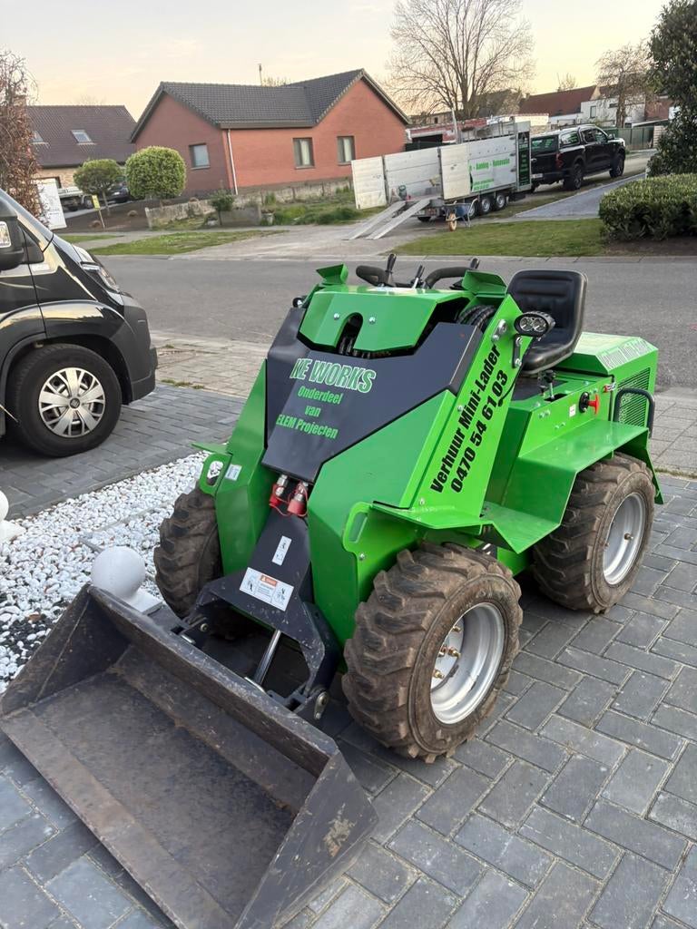 Skidsteer / wiellader …. 1,2 ton, Articles professionnels, Machines & Construction | Grues & Excavatrices, Enlèvement