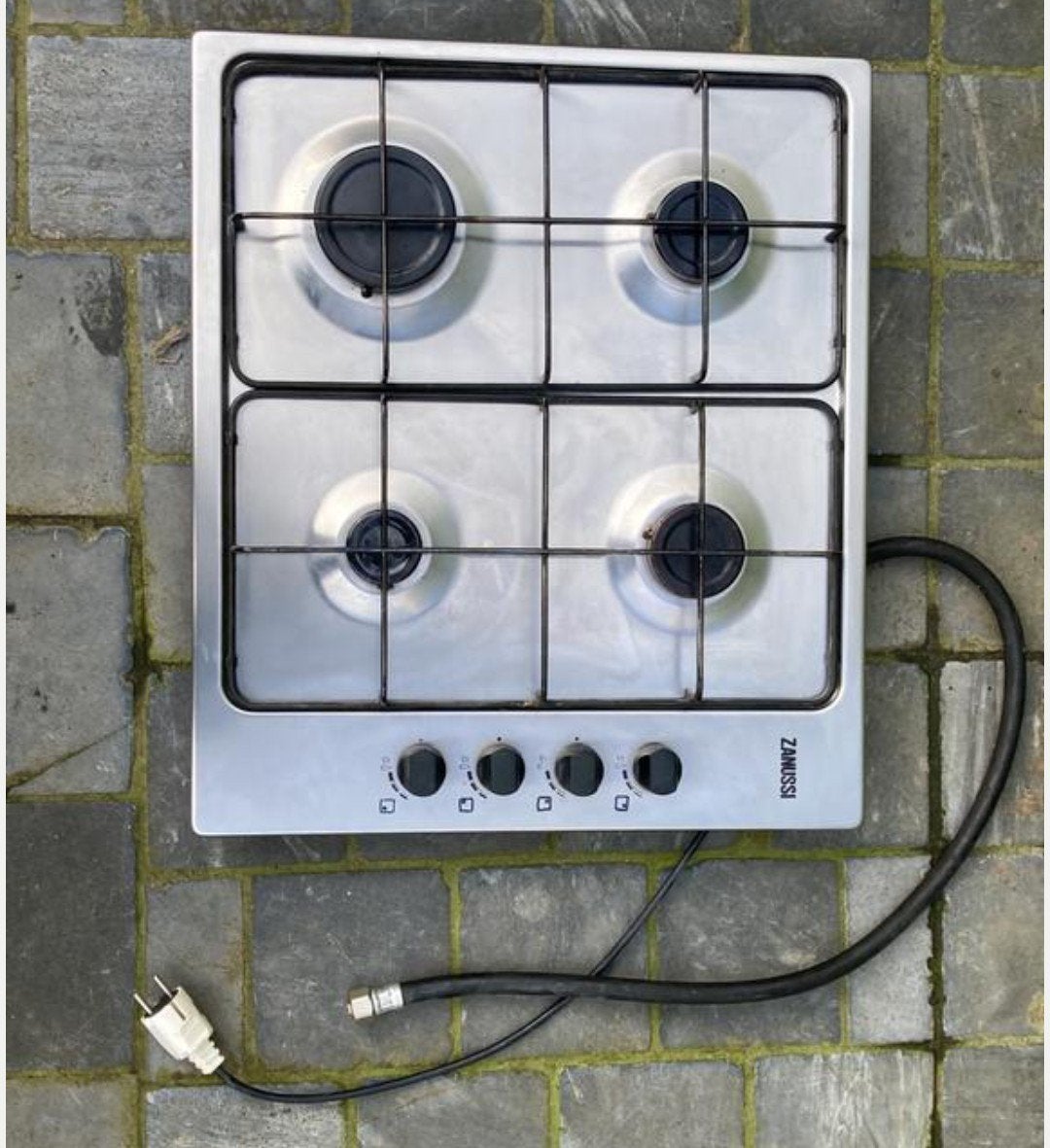 Zanussi vrijstaande gaskookplaat – 4 pits RVS model, Elektronische apparatuur, Ophalen, 4 kookzones, Zo goed als nieuw, Gas