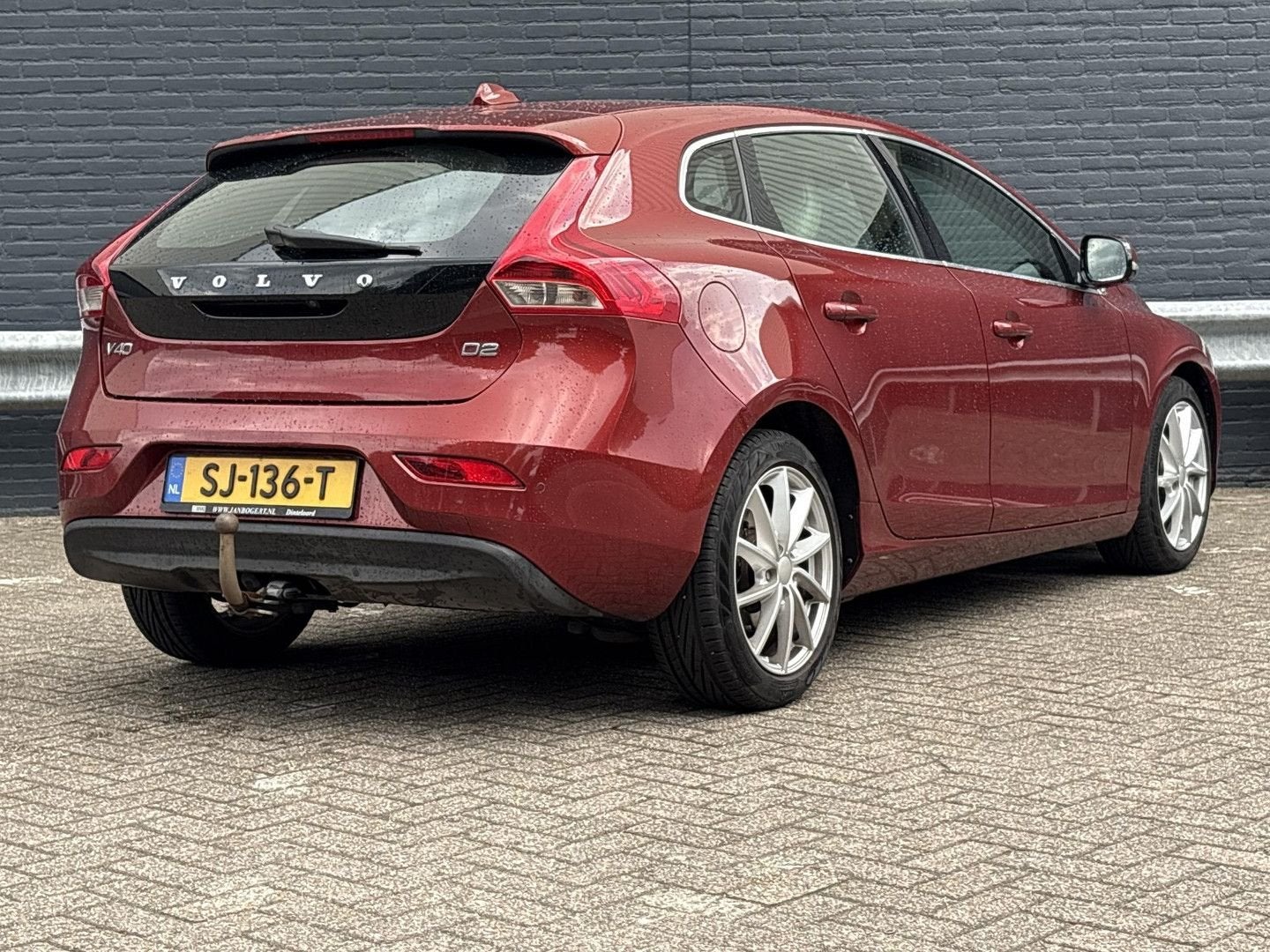 Volvo V40 1.6 D2 Summum | Pano | Leder | Climate | Cruise |, Auto's, Volvo, Start-stop-systeem, V40, 94 g/km, Te koop