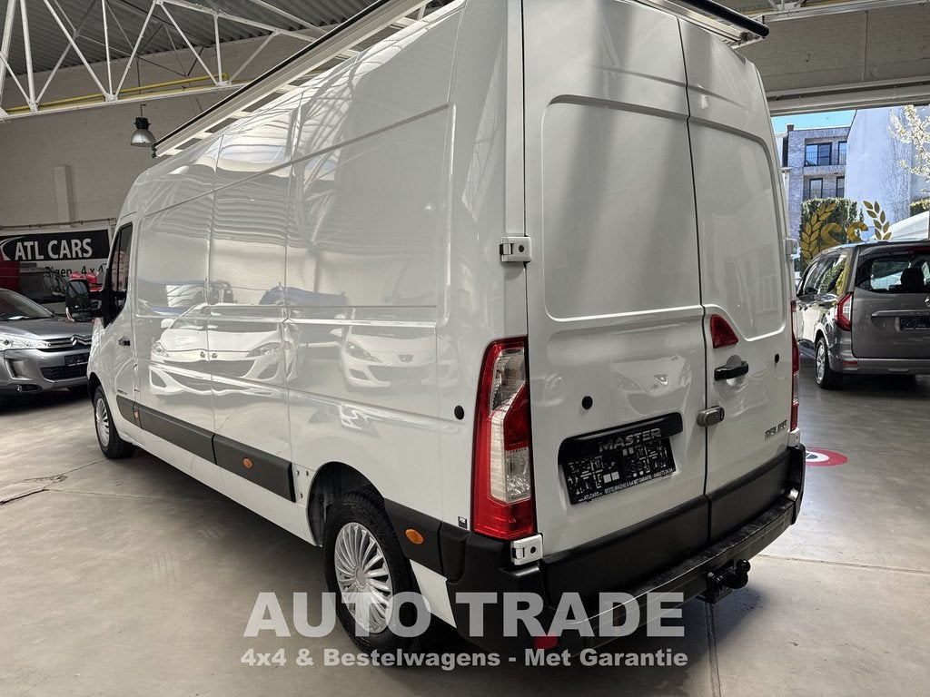 Renault Master 2.3 Diesel | Lichte vracht | EURO 5 | Trekhaa, Auto's, Voorwielaandrijving, 4 deurs, Gebruikt, 4 cilinders