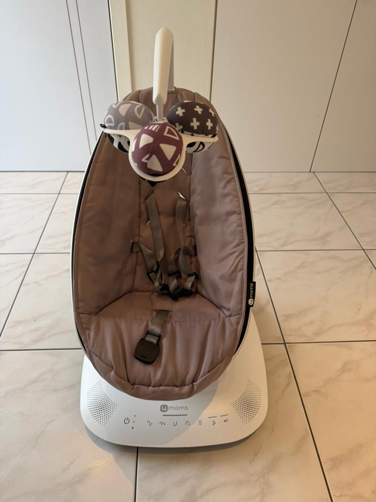 4MOMS MAMAROO 5, Kinderen en Baby's, Wipstoeltjes, Ophalen, Zo goed als nieuw