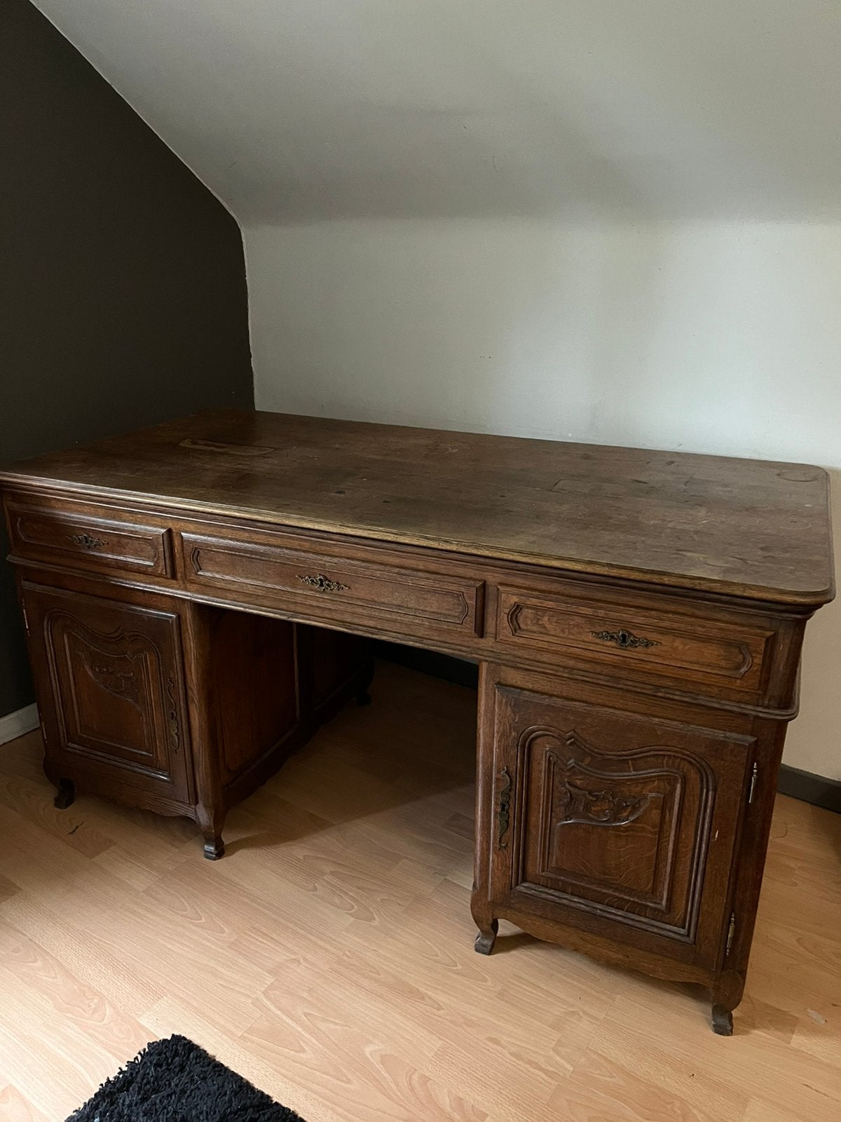 Bureau ancien de qualité, Enlèvement