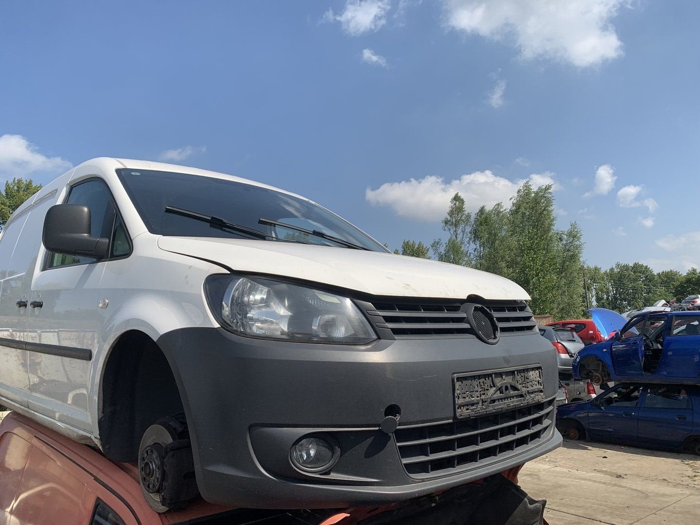 plaatwerk volkswagen caddy 2010 tot 2015 voorkop voorbumper, Ophalen, Gebruikt, -, -