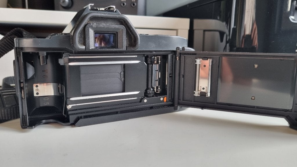 Canon T70 argentique 24x36 - NEUF ! => 49€, Enlèvement ou Envoi, Comme neuf, Reflex miroir, Canon