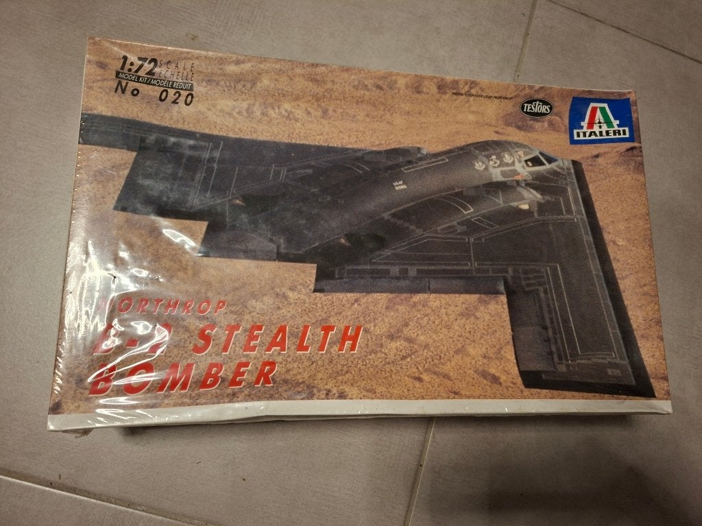 Italeri · Nr. 020 · 1:72 - Northrop B-2  (Sealed 1992), 1:72 tot 1:144, Italeri, Ophalen of Verzenden, Italeri