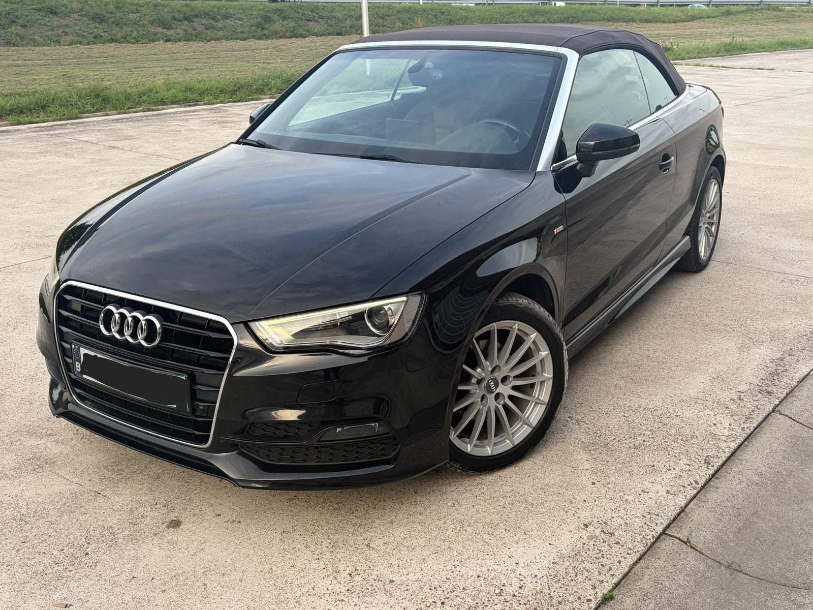 Audı A3 cabrio 1.6 tdi met 170.000km euro6b 2016, 4 cilinders, 1600 cc, Zwart, Particulier