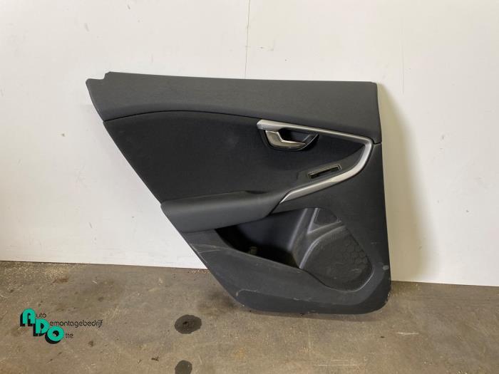 Portierbekleding 4Deurs links-achter van een Volvo V40 (V40, Gebruikt, -, -, Ophalen of Verzenden