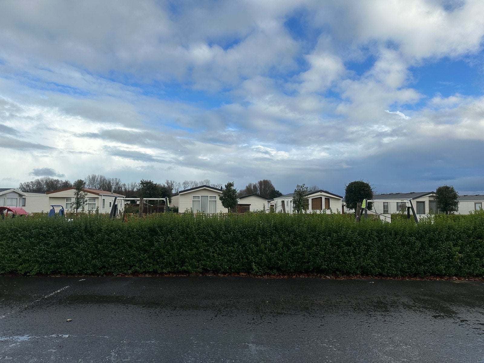 LAATSTE 5 PLAATSEN VERNIEUWD !POLDERPARK 2! NIEUWPOORT BAD, Caravans en Kamperen
