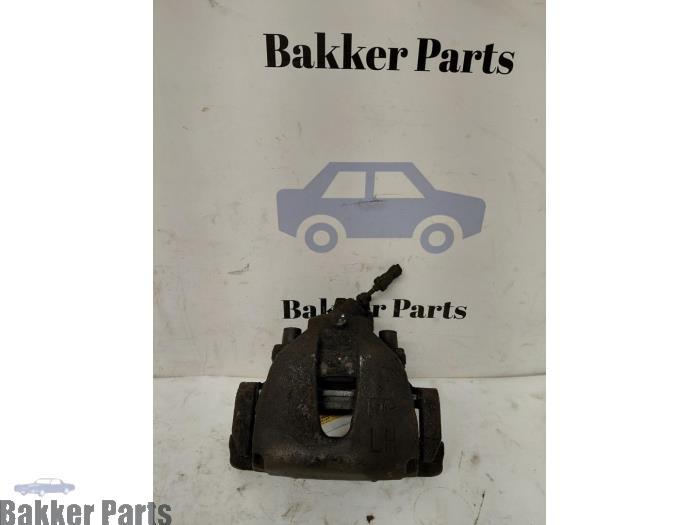 Etrier de frein (pince) avant gauche d'un Ford Focus, -, 3 mois de garantie, -, -