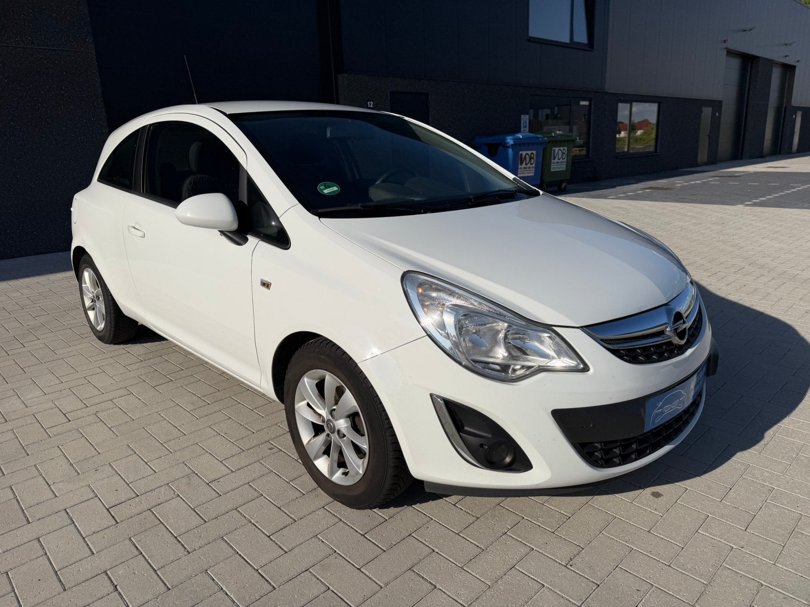 Opel Corsa 1.2 benzine 2013 142.700km, Auto's, Opel, Euro 5, Stof, Zwart, Lichtsensor