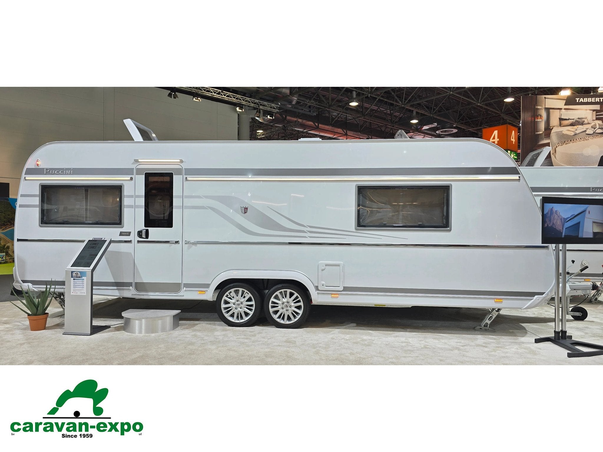 TABBERT Puccini 685 DF 2,5, Caravanes & Camping, Caravanes, Entreprise, jusqu'à 4, 1500 - 2000 kg, Tabbert, 7 à 8 mètres