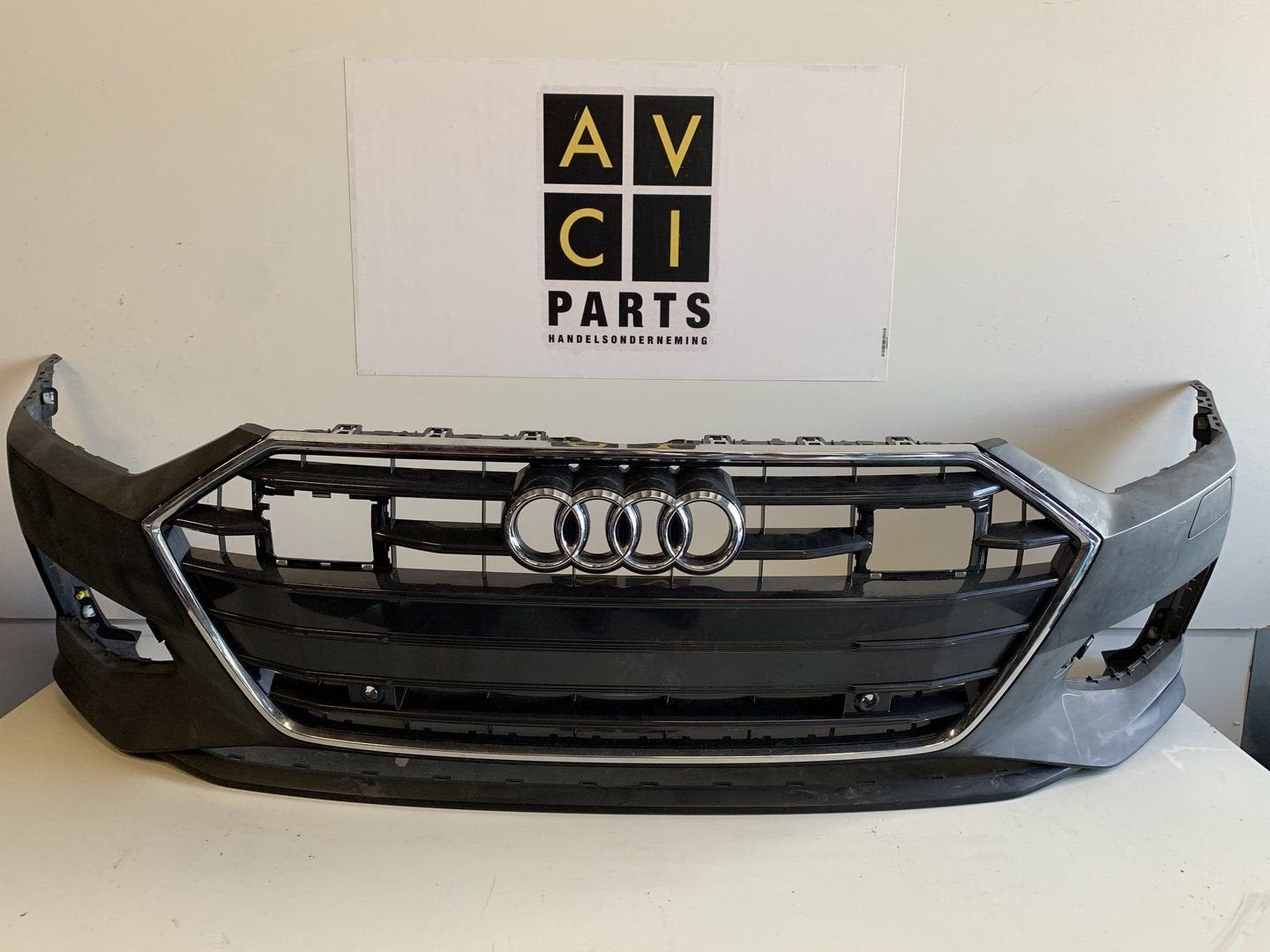 Audi A7 II 4K8 voorbumper bumper  grille 4K8807437  17-, Auto-onderdelen, Gebruikt, -, Voor, -