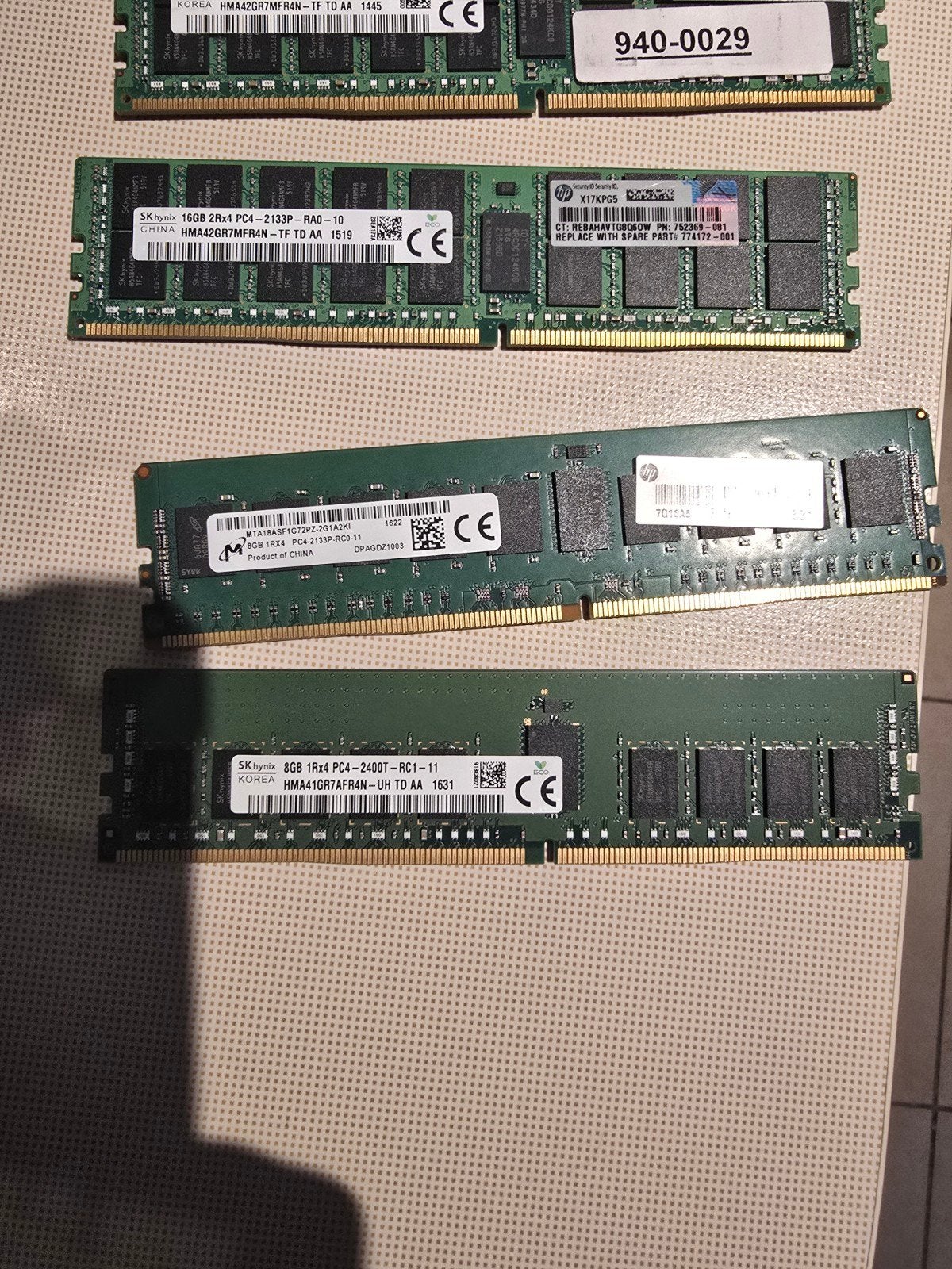 RAM DDR4 ECC serveur / workstation – SK hynix – 16 Go & 8 Go, Enlèvement ou Envoi, DDR4, Serveur