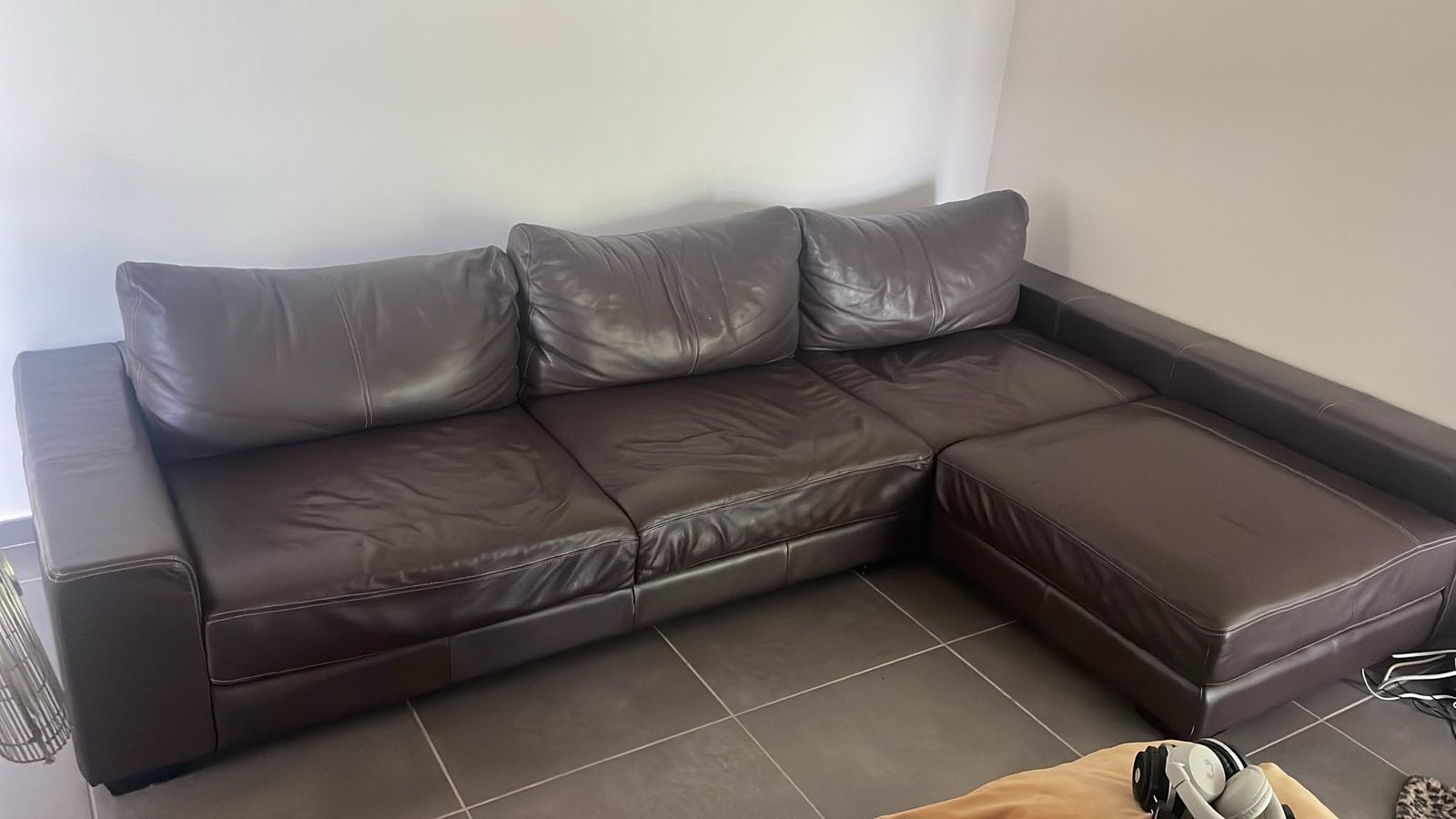 Canapé d'angle en cuir brun  + Pouf, Maison & Meubles, Canapés | Salons, Enlèvement, Utilisé, Cuir, Depot Design