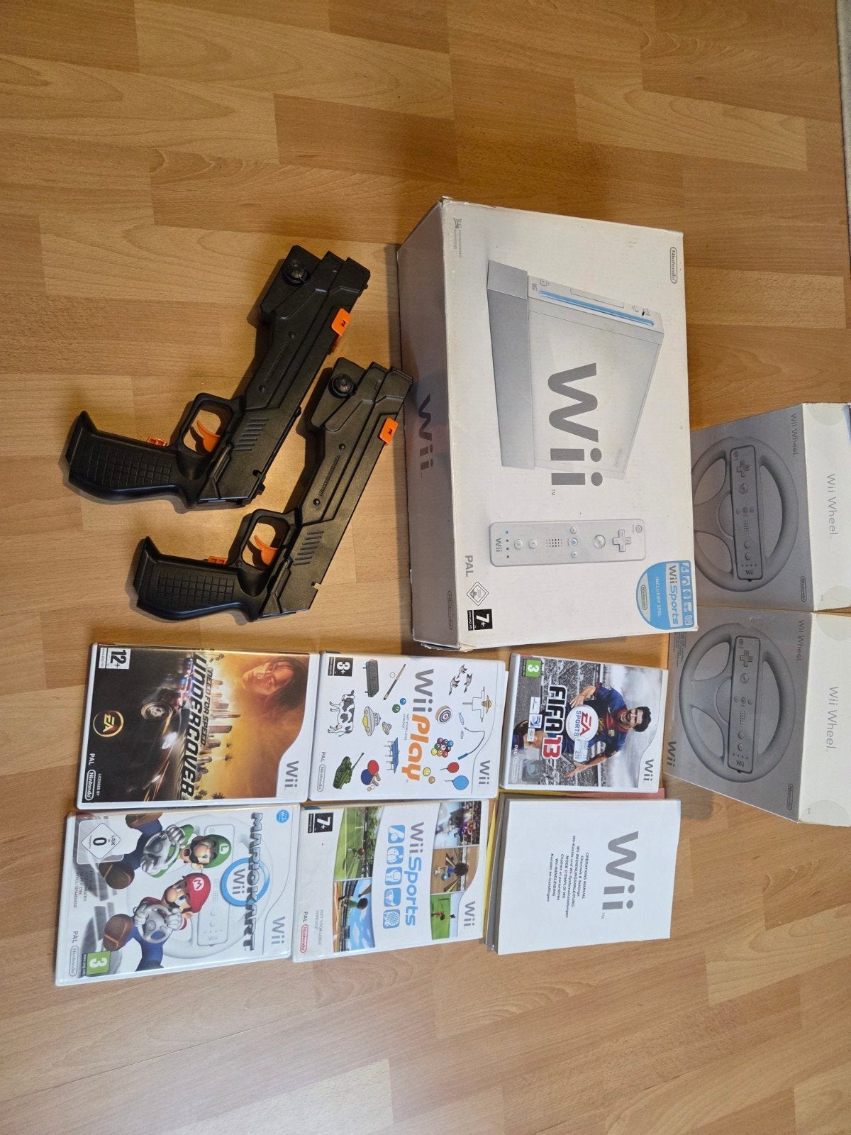 Nintendo Wii incl accessoires en games, Games en Spelcomputers, Ophalen of Verzenden, Gebruikt, Met 2 controllers, Met stuurtje