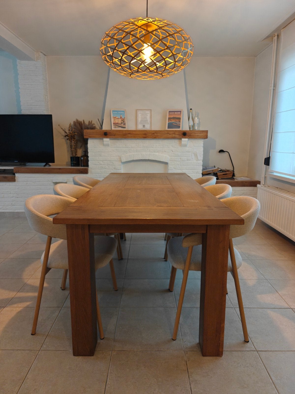 Vol houten tafel, Ophalen