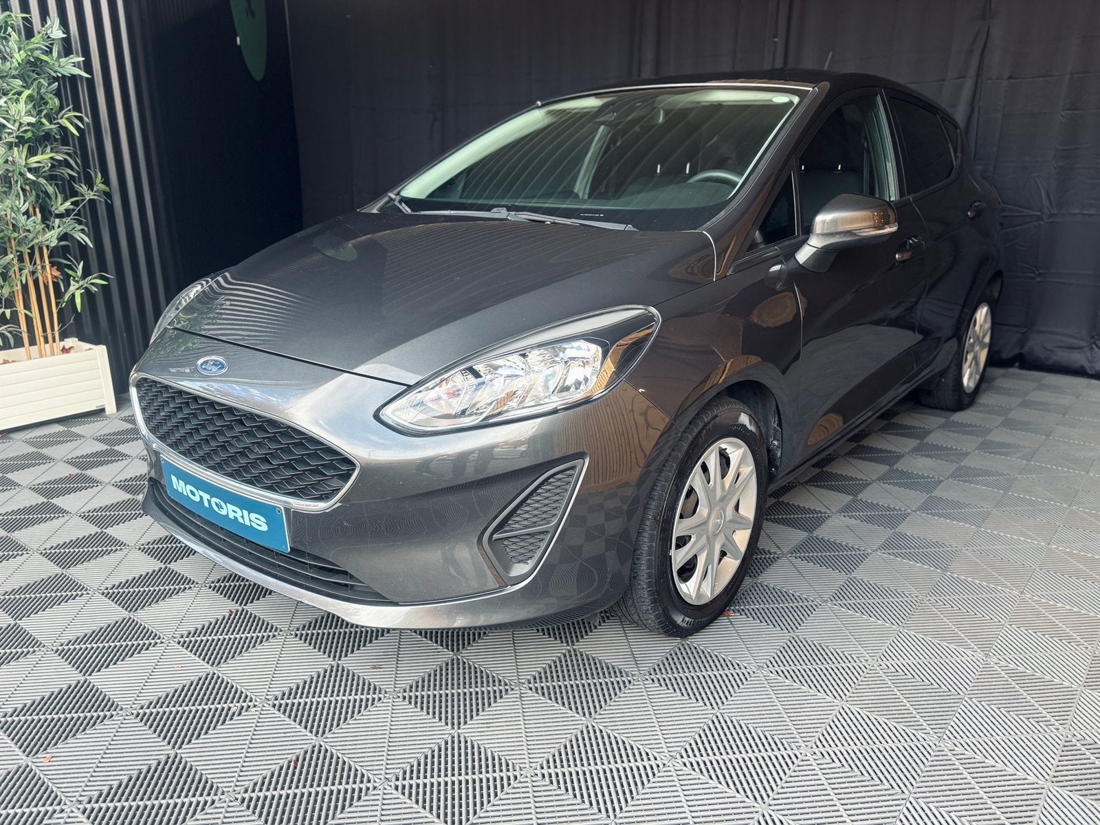Ford Fiesta GARANTIE 12 MOIS, Auto's, Voorwielaandrijving, Stof, Bluetooth, https://public.car-pass.be/vhr