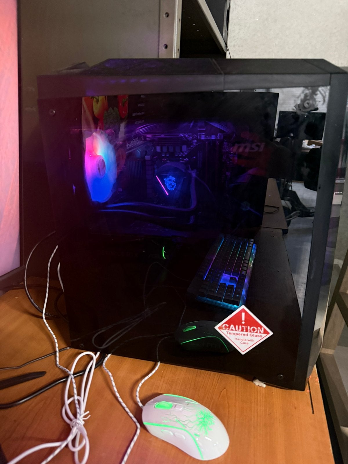 Gaming pc i7 11700KF + RTX 5060, Ophalen, Zo goed als nieuw, Gaming, SSD