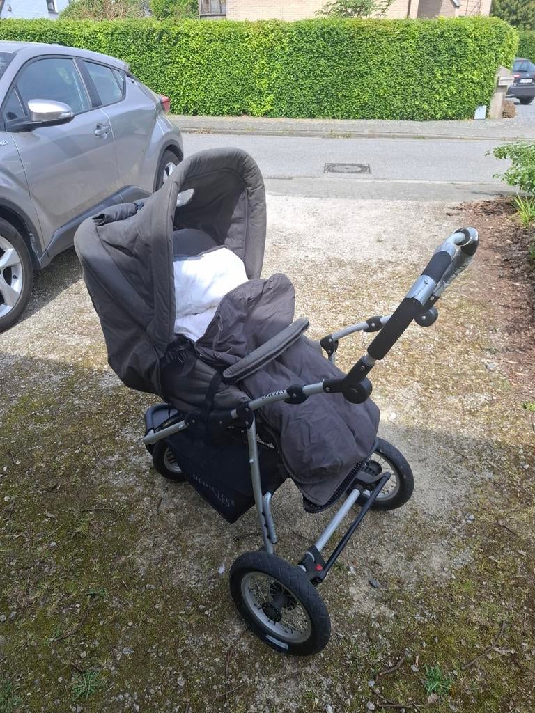 Landau à vendre, Autres marques, Pneus, Enlèvement, Utilisé