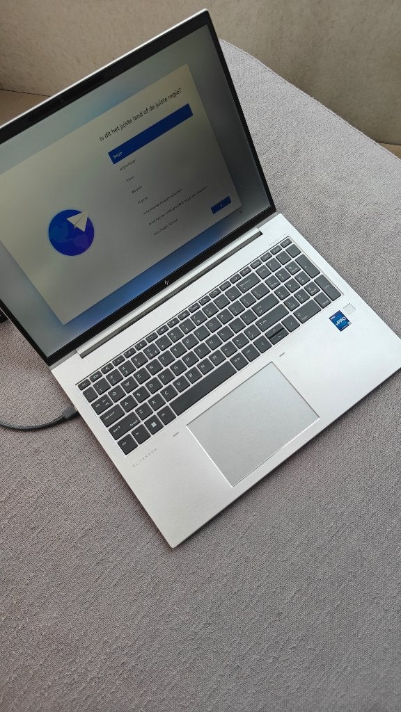 HP EliteBook 860 G10 (Garantie 03/2027) - i7, 32GB , 1TB, Computers en Software, Windows Laptops, Ophalen, Zo goed als nieuw, HP