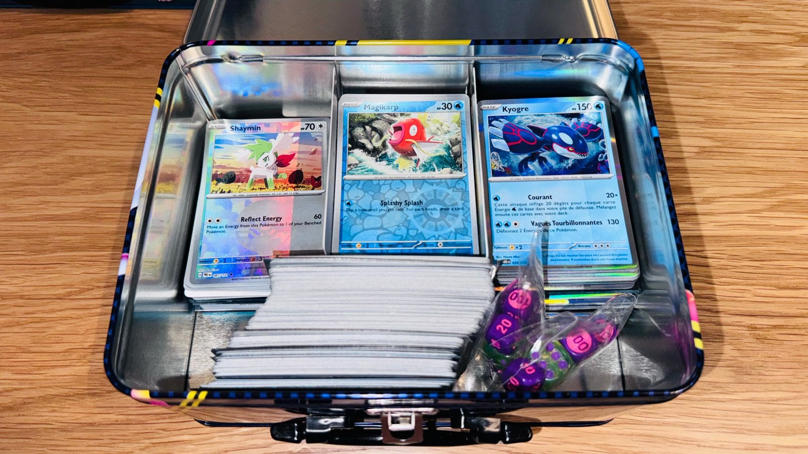 Holo/reverse/pokeball, Ophalen of Verzenden, Zo goed als nieuw
