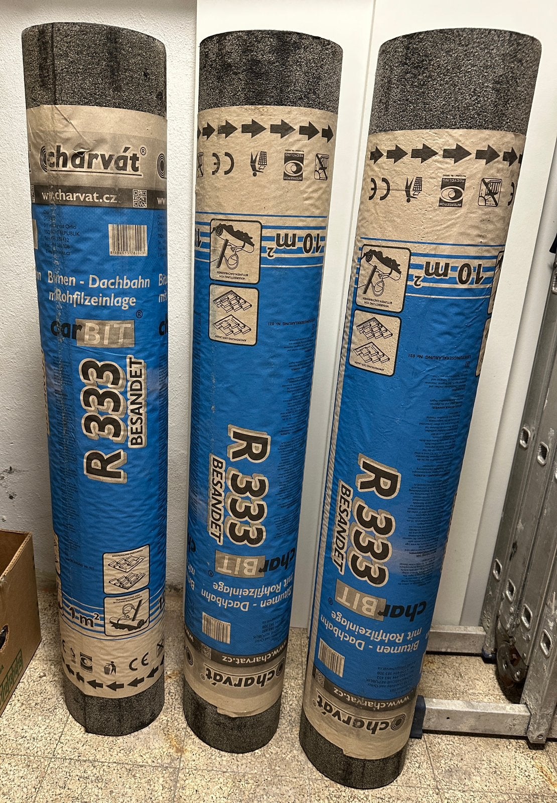 3 Nieuwe rollen bitumen dakbedekking – Charvát P333, Doe-het-zelf en Bouw, Ophalen, Overige materialen, Overige typen, Nieuw